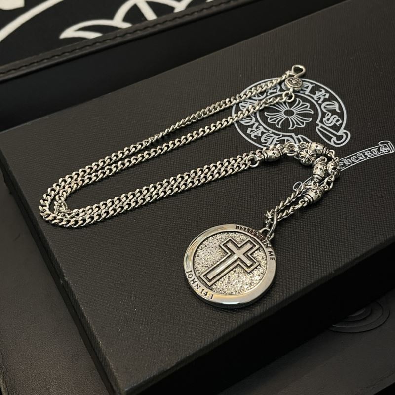 Ch*0me He**ts necklaces